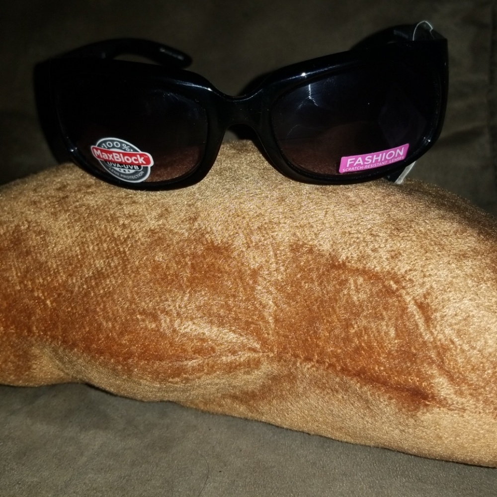 Foster Grant sunglasses